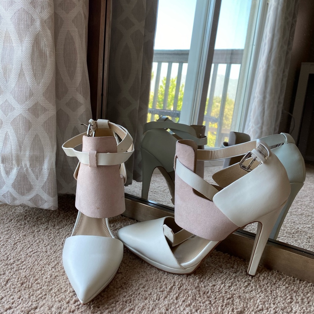 Heels - Picture 2 of 5